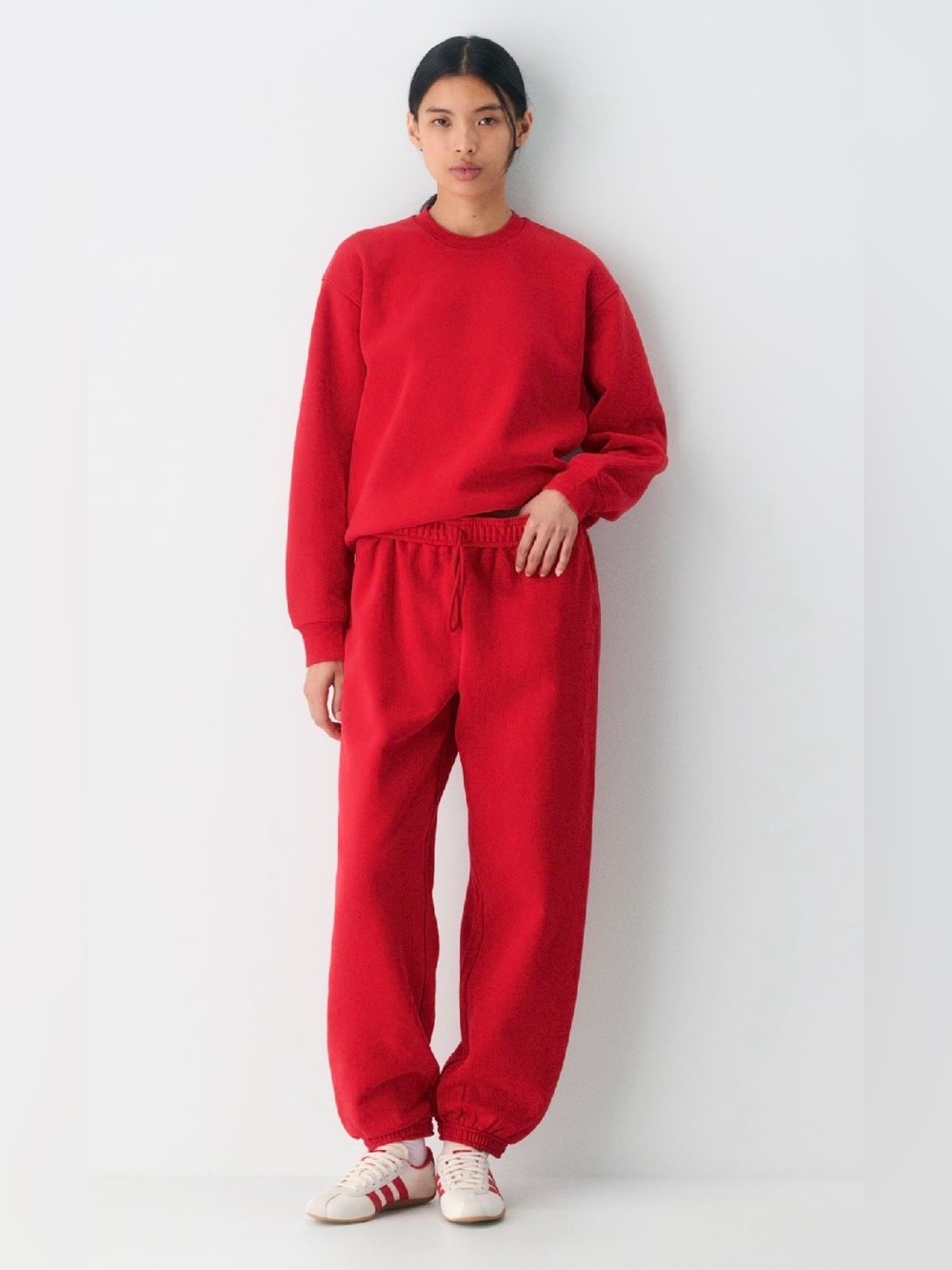 Aritzia TNA Cozy Sweatfleece Jogger